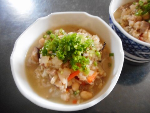 豚肉と大豆ときのこの雑炊